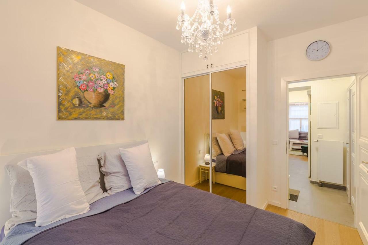 Chateau Savoy, Serikova 8 Appartamento *